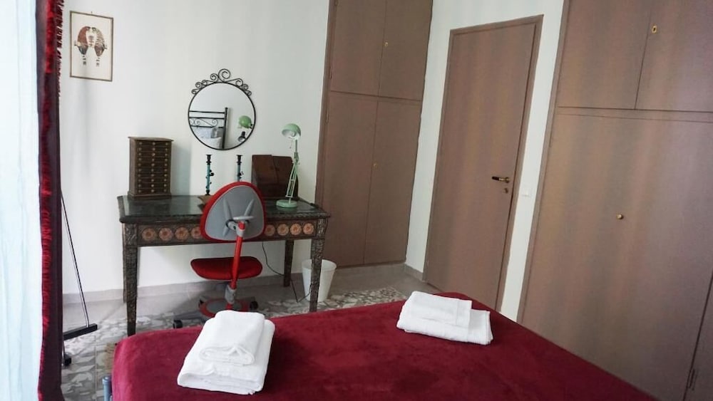 Фото A few Steps from Syntagma and Plaka