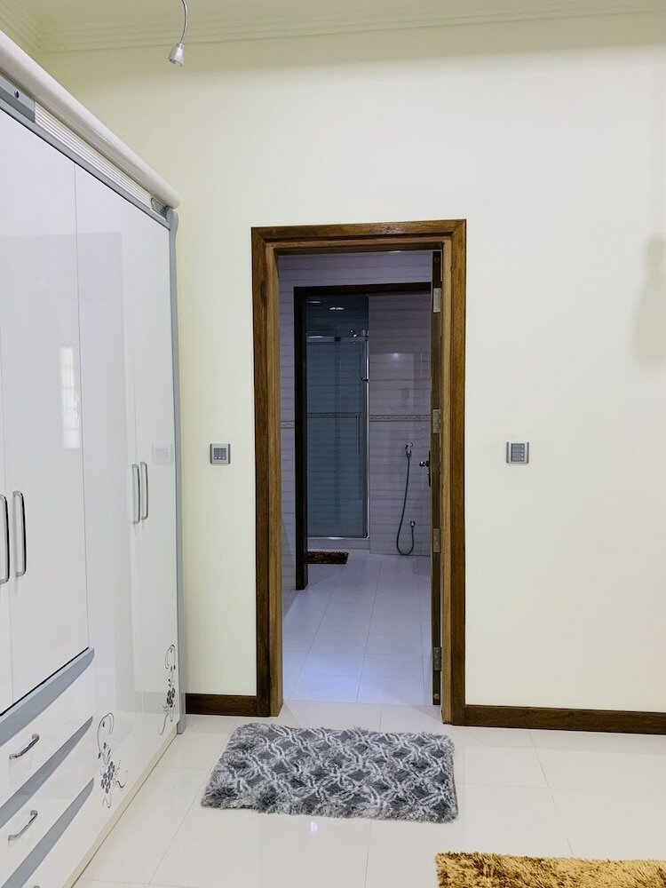 Фото Endhaa Happiest Place on Earth