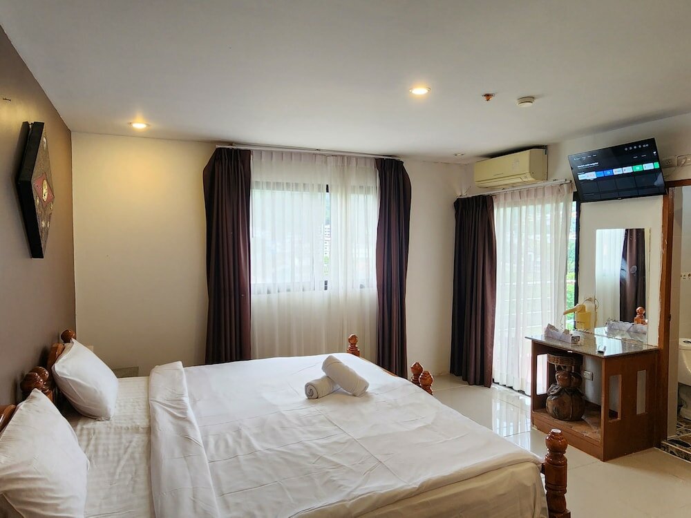 Фото Patong Dynasty Royal Hotel