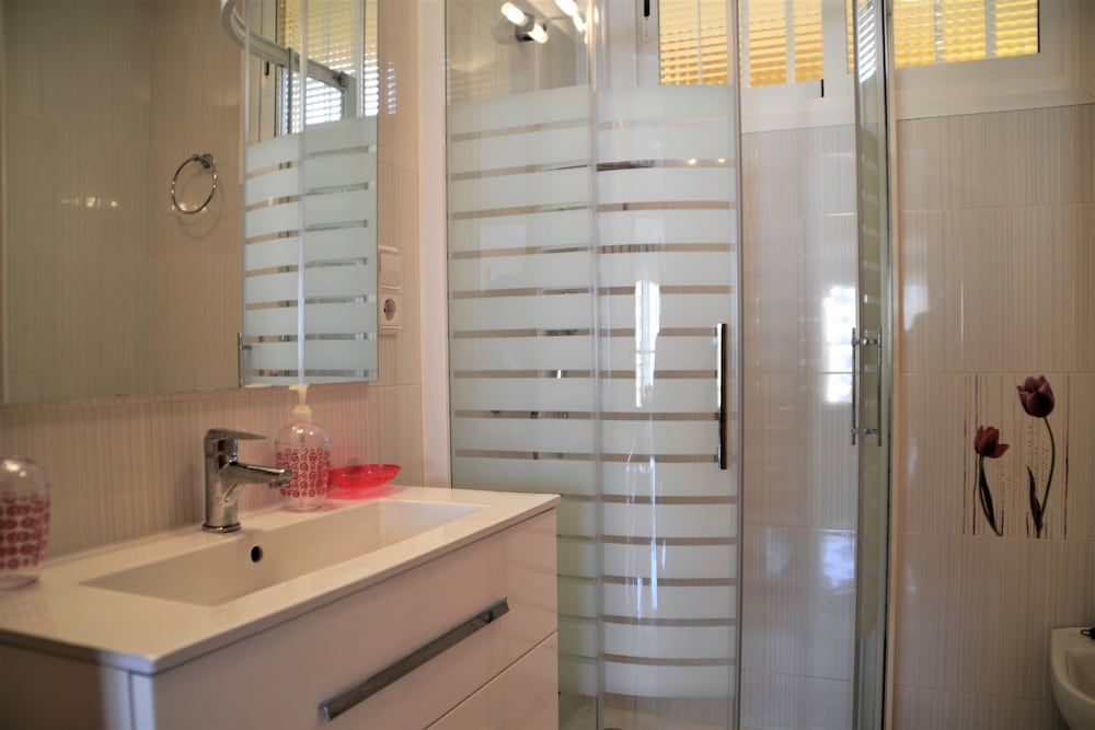 Фото Coblanca 3 - 12.4 by Sonneil Rentals