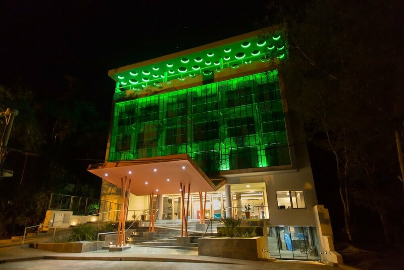 Гостиница Mérit Iguazú Hotel в Пуэрто-Игуасу