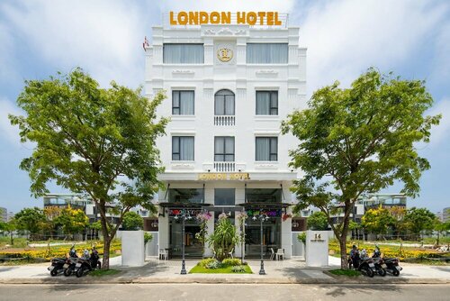 Гостиница London Hotel and Apartments Da Nang в Дананге