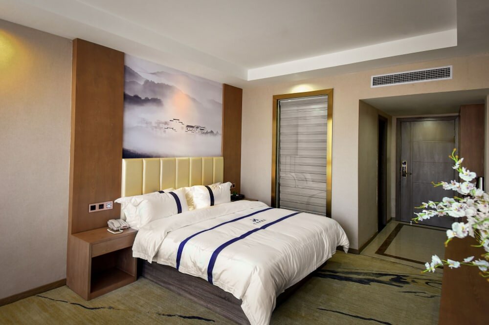 Фото Guiyang Jianghao Grand Hotel