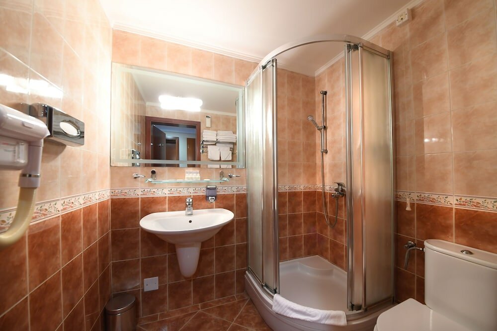 Фото Hotel Kovilovo