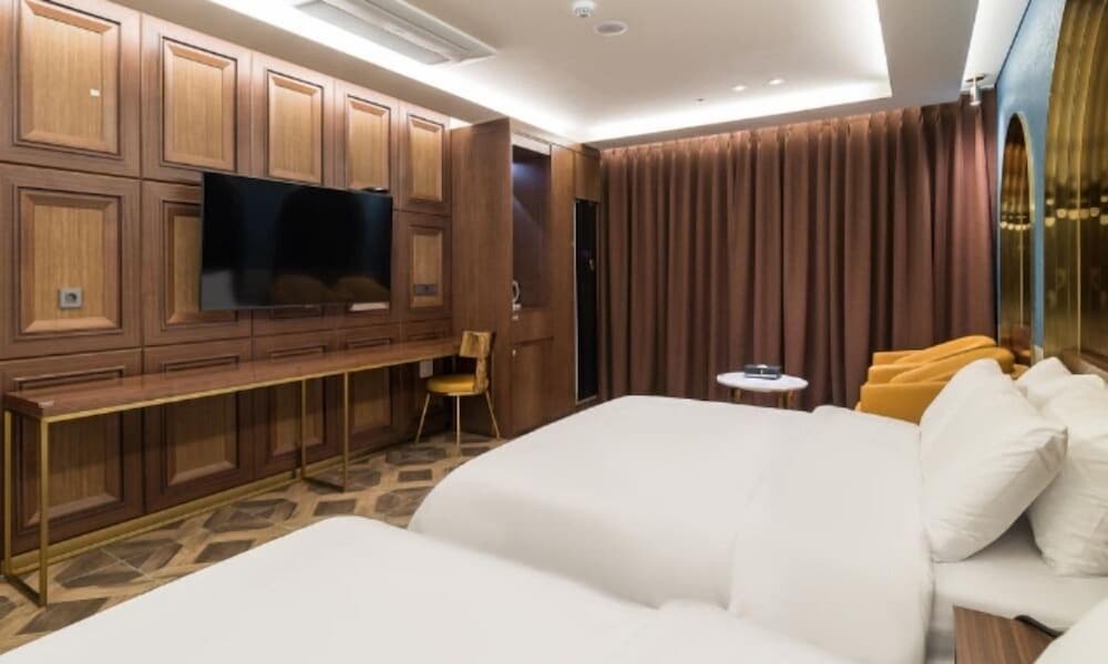 Фото Uiwang Hotel Mayotte