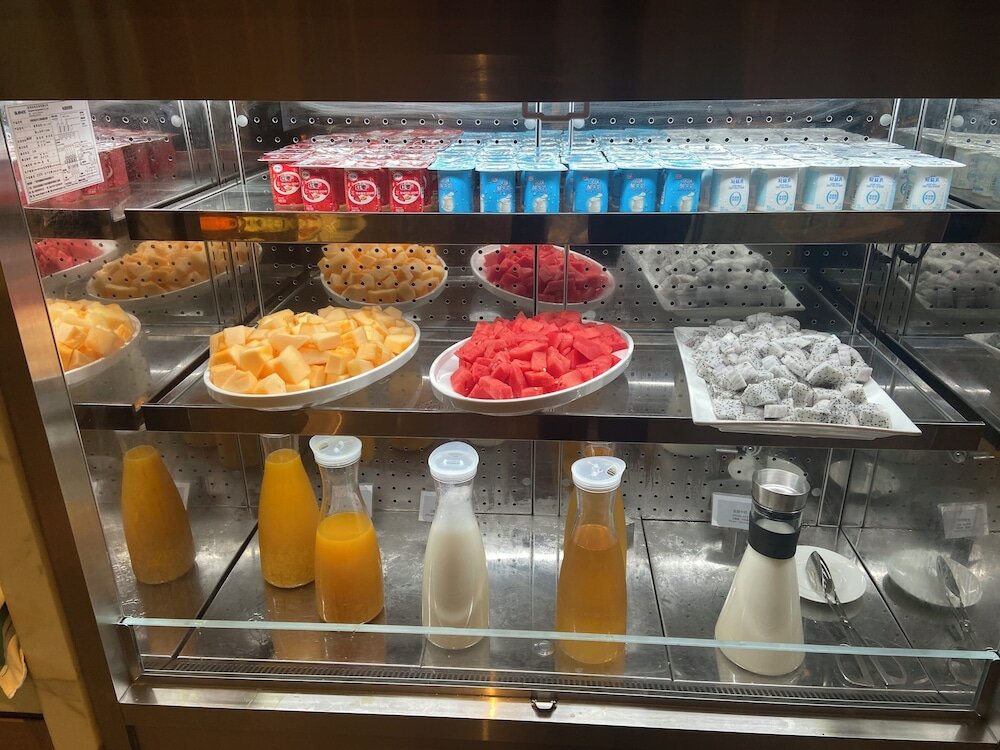 Фото Hilton Garden Inn Shenzhen Guangming