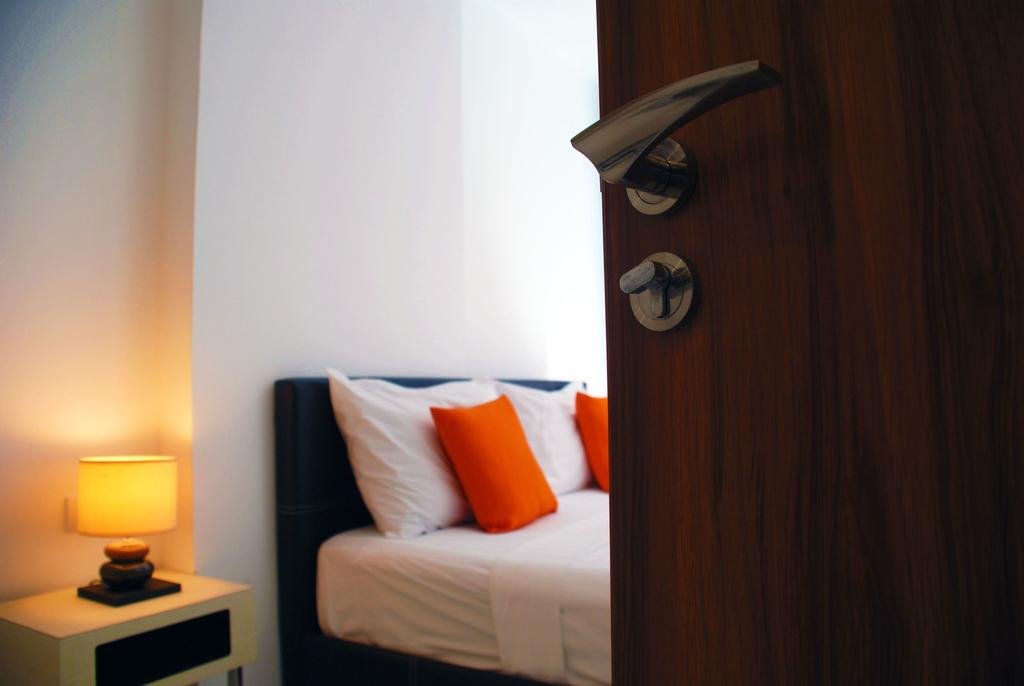 Фото C View Residence