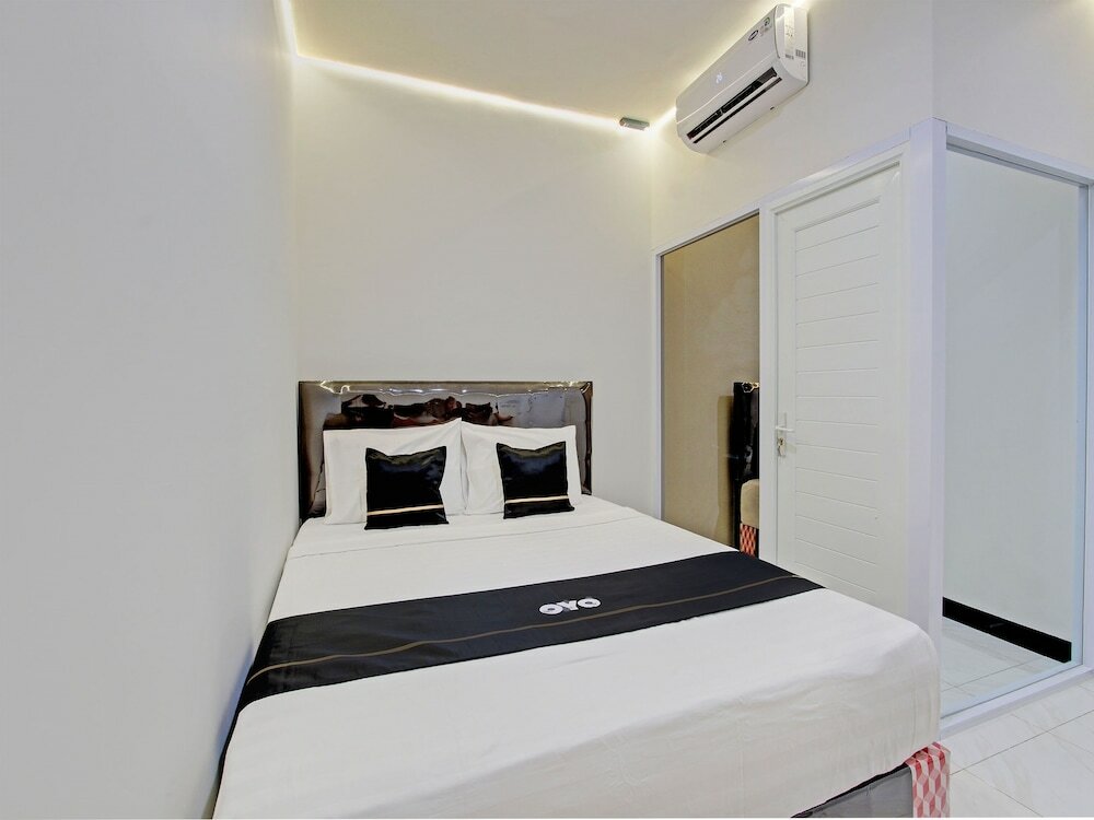 Фото Collection O 92972 Gaharu Hotel