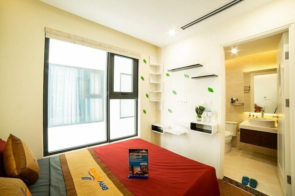 Фото Bayhomes Imperia Garden