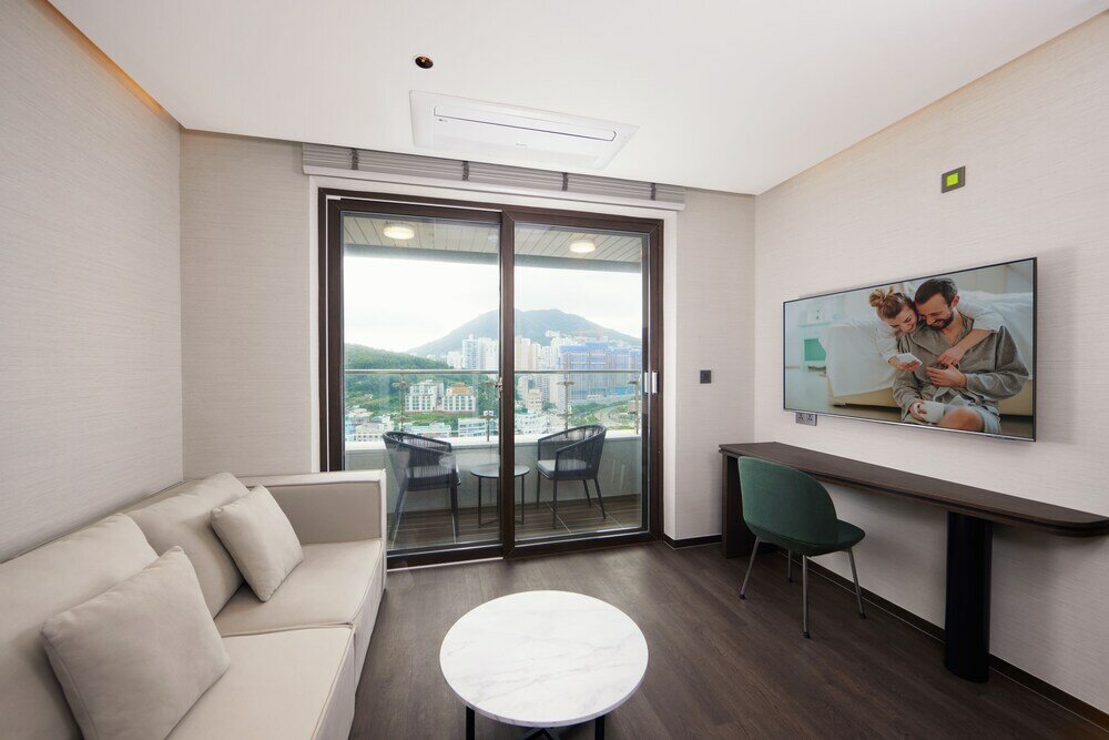 Фото Citadines Connect Hari Busan