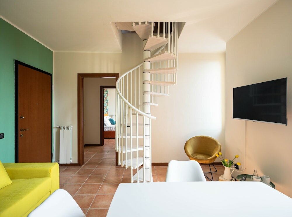 Фото Holiday Apartment 10- San Siro lake Como