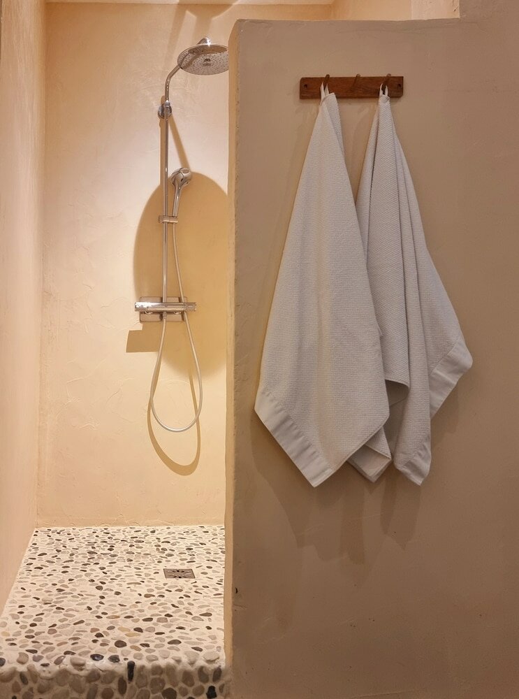 Фото Jk Suites - Appart-Hôtel - SPA Privatif