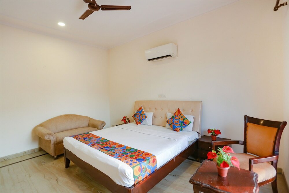 Фото Fabhotel Grand Palace