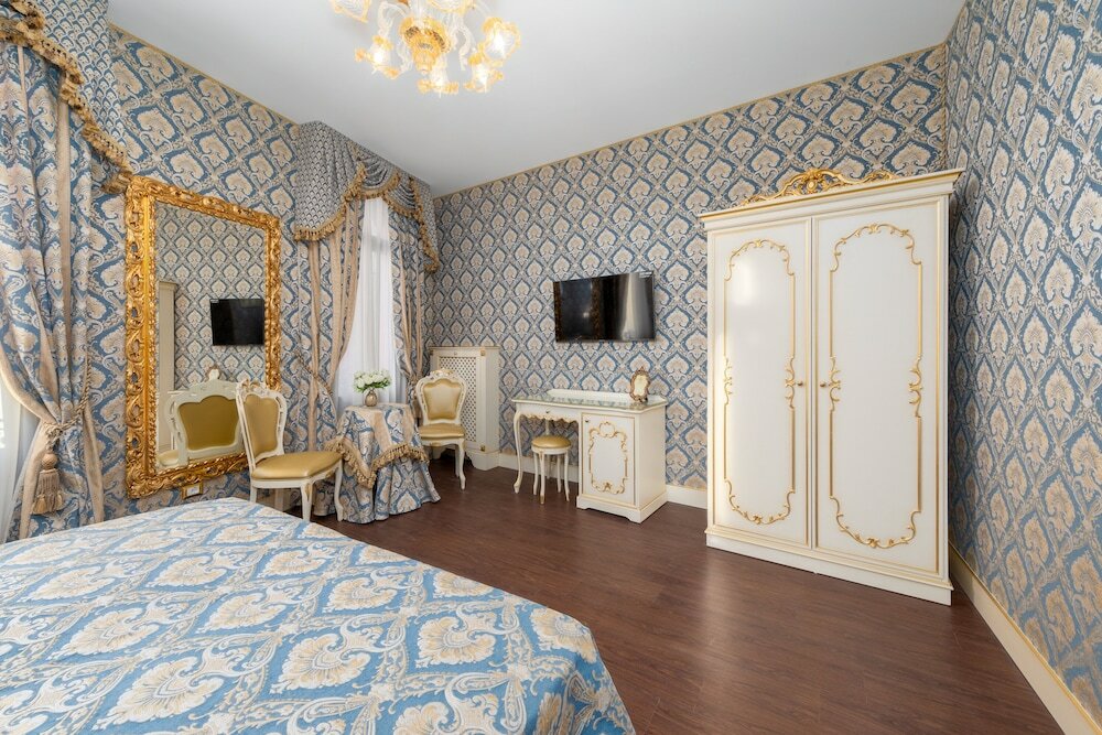 Фото La Veneziana Boutique Rooms