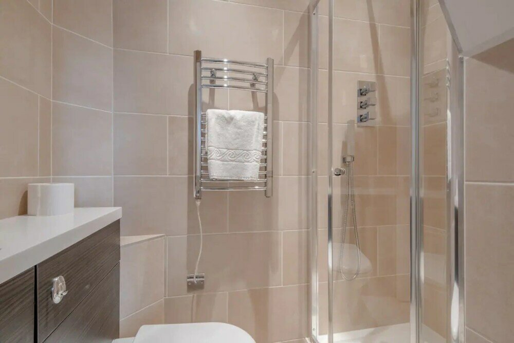 Фото Lovely 2 Bedroom Apartment With Great Transport Links