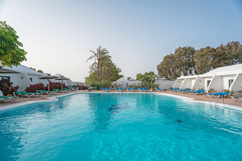 Фото Отель Thb Flora Aparthotel