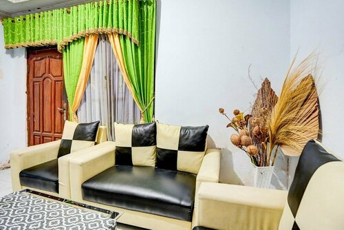 Гостиница Spot On 91789 Kost Umik Sidoarjo Syariah