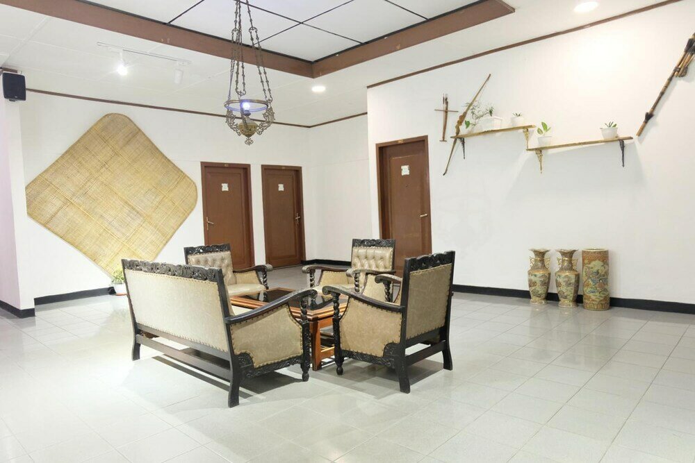 Фото Rarem Bed and Breakfast