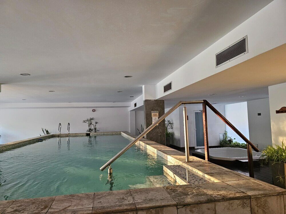 Фото Puerto Madero frente al Hotel Madero