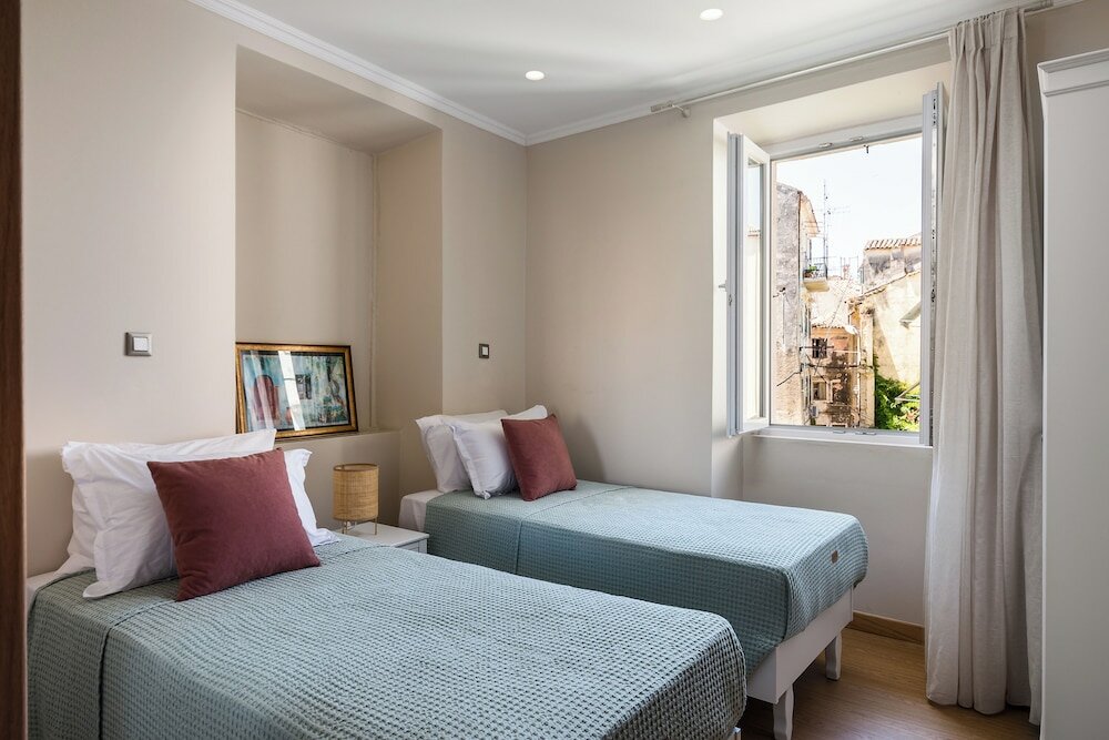 Фото Mouragia Luxury Seaview Suite by Konnect