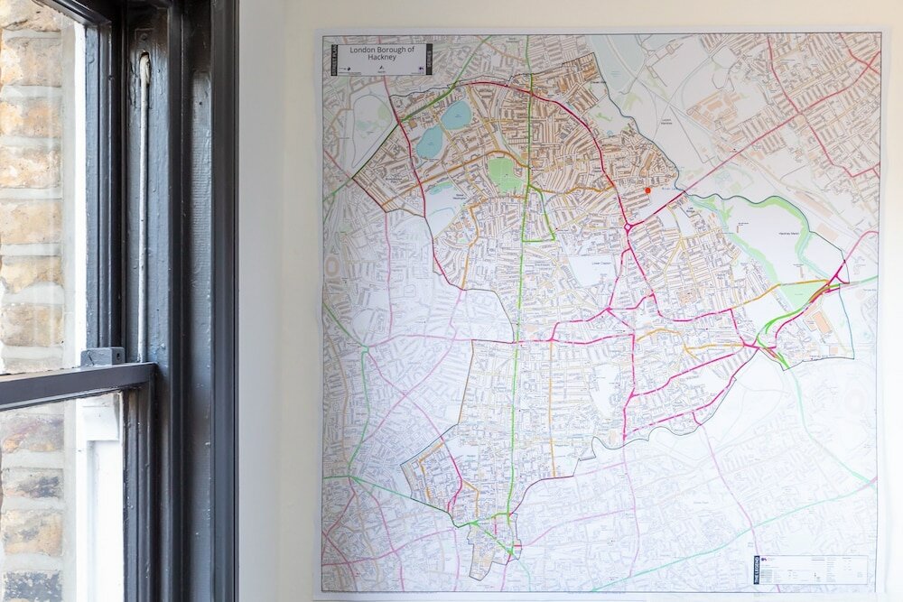 Фото Serene and Spacious 1 Bedroom Garden Flat in Clapton