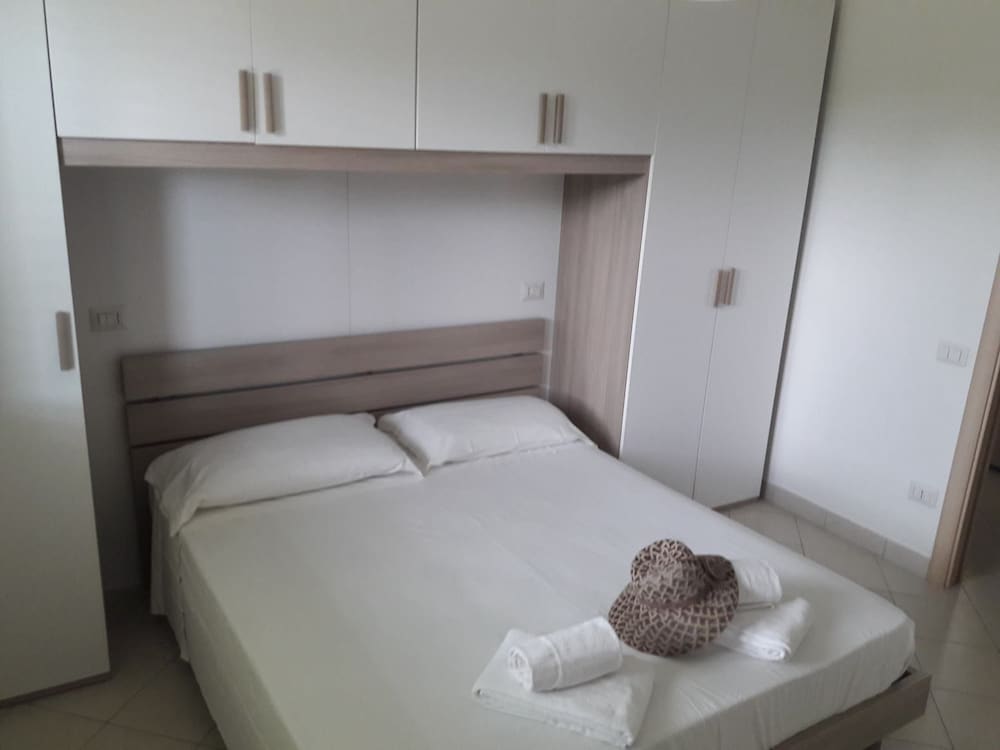 Фото Poseidon Swim & Restaurant Aparthotel