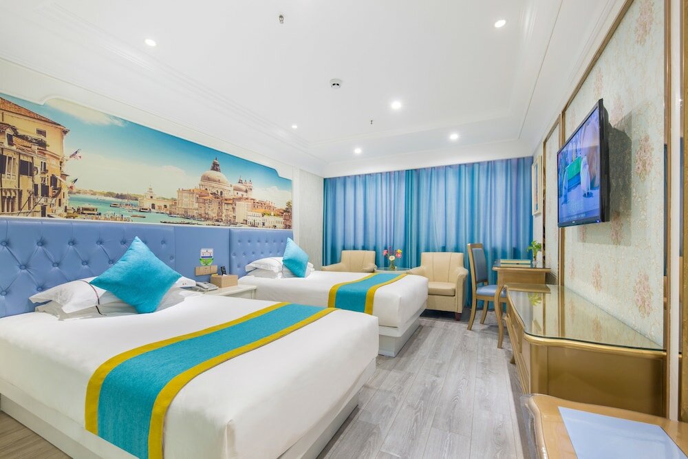 Фото YiWu Defeng Hotel