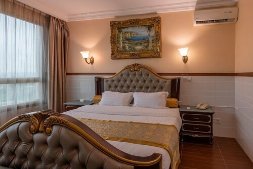 Гостиница L'Etoile d'Or Hotel London в Либревиле