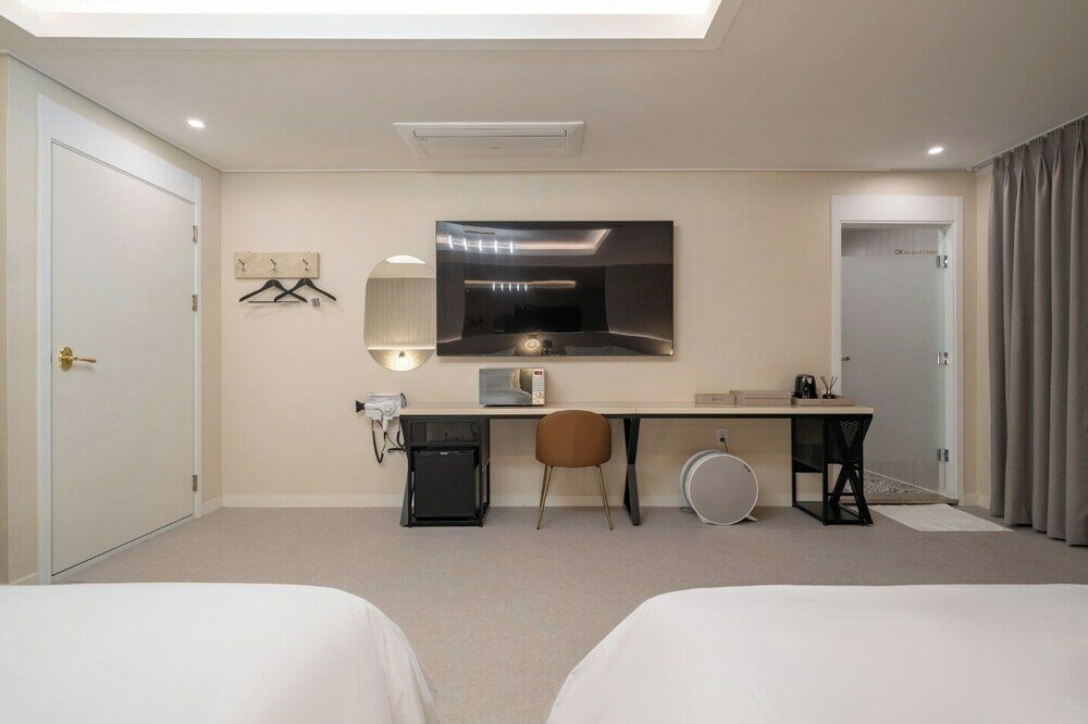 Фото Dk Incheon Airport Hotel