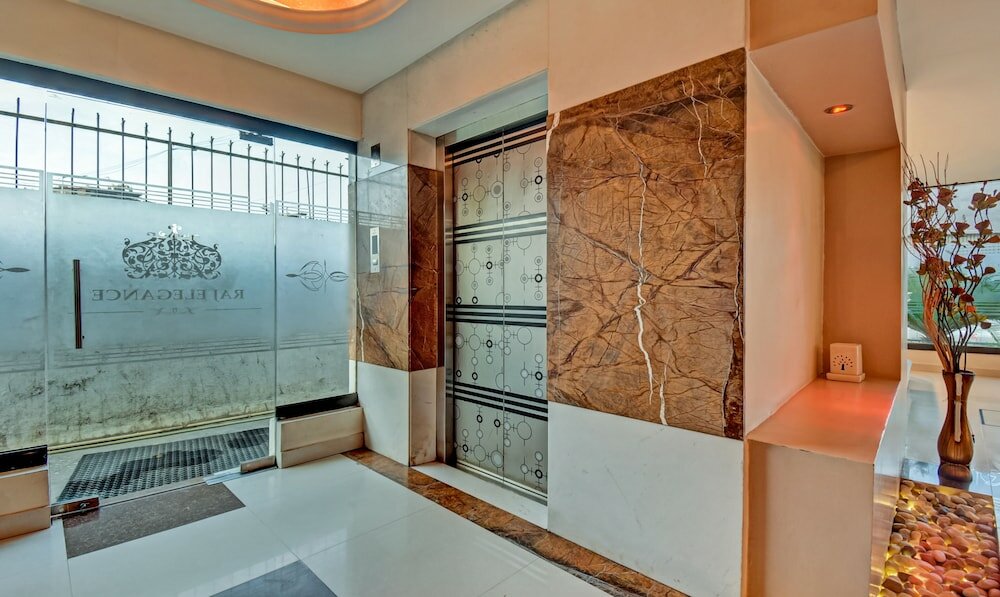 Фото  Treebo Raj Elegance Manyata Tech Park