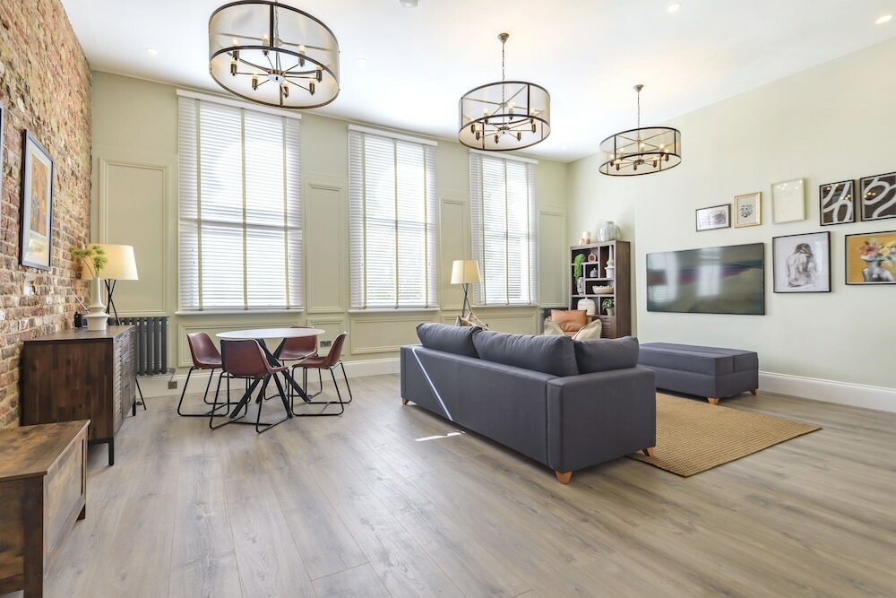 Фото Oak & Poppy