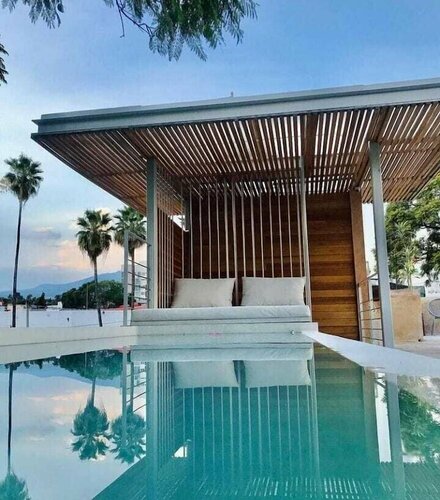 Гостиница Casa del Parque Hotel & Restaurante в Куэрнаваке
