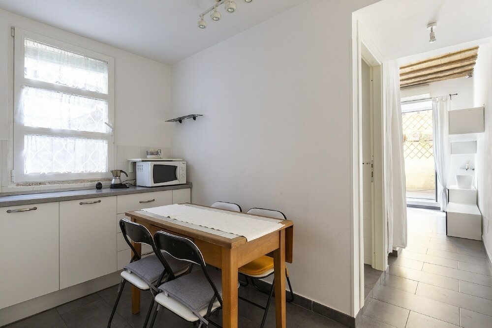 Фото Emma's Apartment Saint Peter Prati