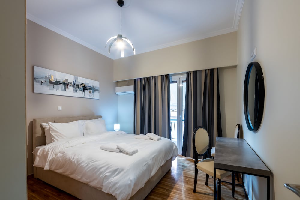 Фото 2br Renovated Flat Close To Metro