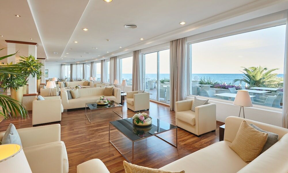 Фото Grupotel Aguait Resort & SPA - Adults Only