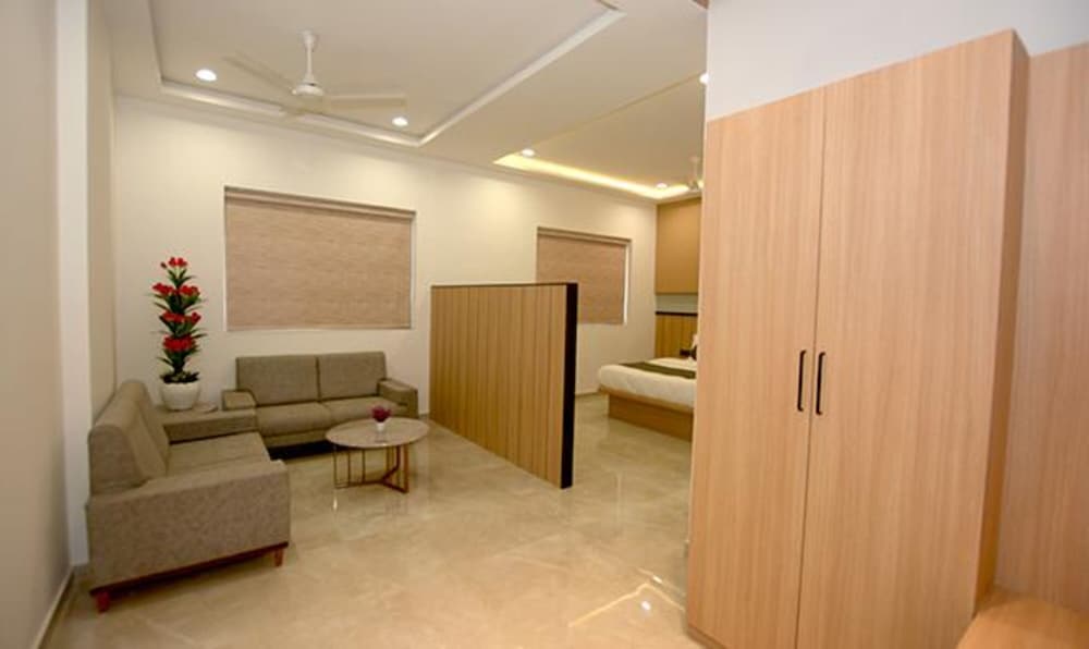 Фото Fabhotel Rama Inn