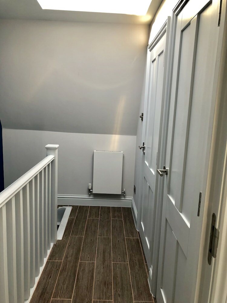 Фото Stylish Maisonette and studio in Victoria