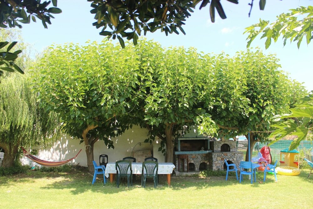 Фото Maria Apartments