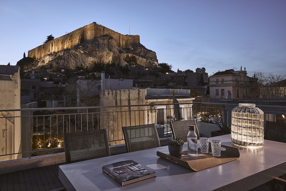 Фото Plaka's Villa with Breathtaking Acropolis View