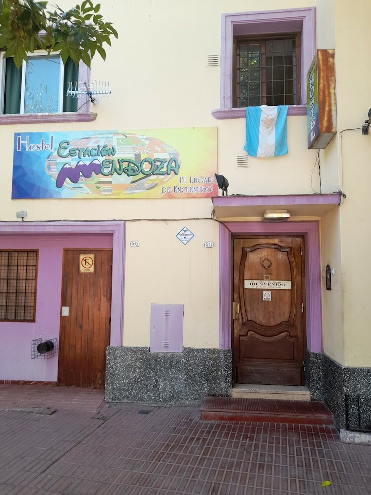 Фото Estacion Mendoza Hostel