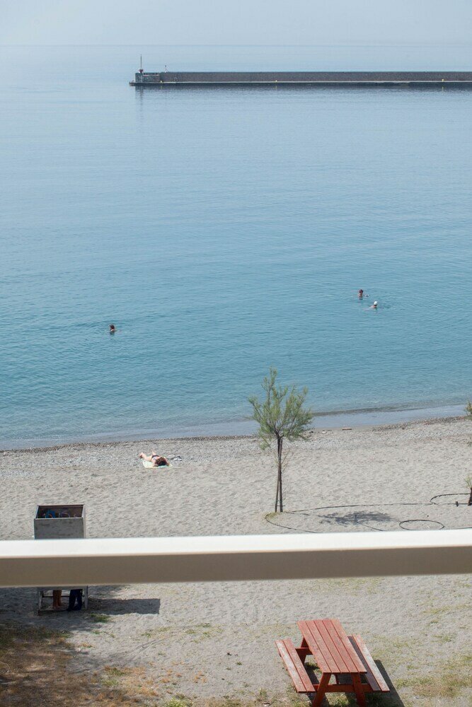 Фото Seafront Apartment Grace