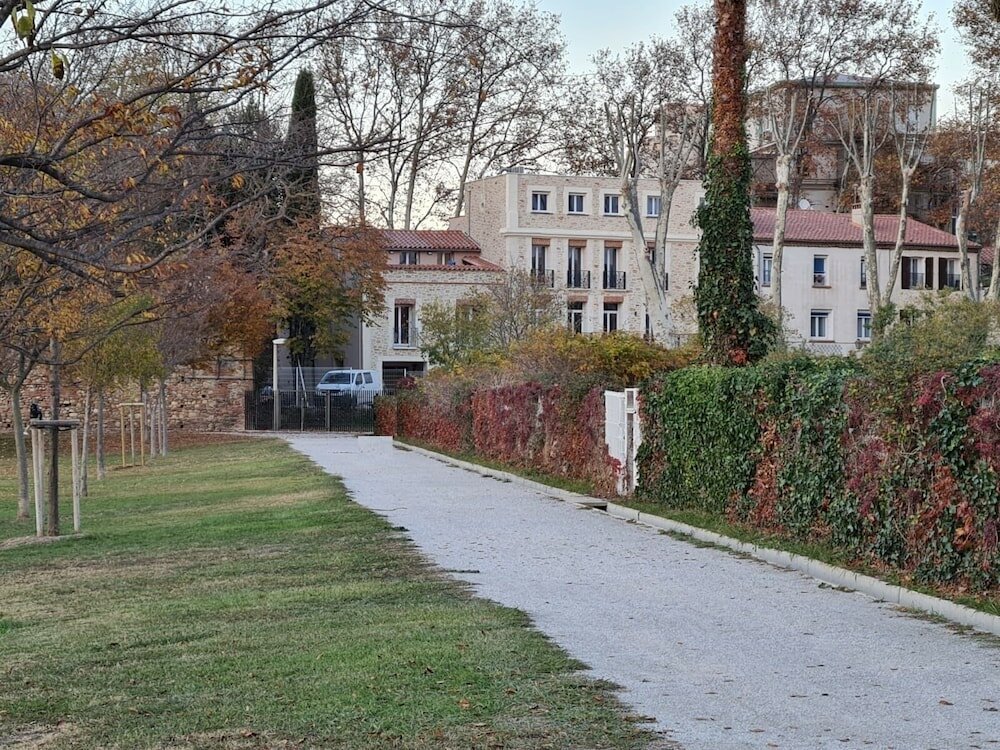 Фото Appart Hotel SPA Perpignan