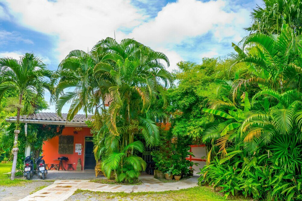 Фото Chez Charly Bungalow