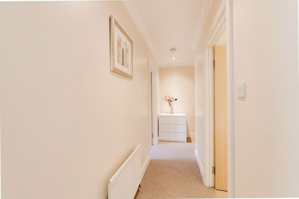 Фото Roomspace Apartments -Cascades Court