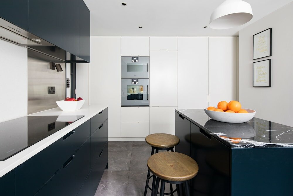 Фото Iverna Gardens by Lime Street