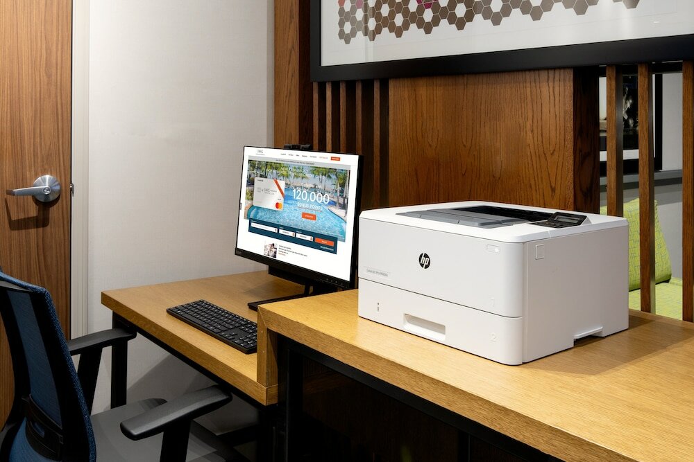 Фото Holiday Inn Express & Suites Bullhead City, an Ihg Hotel