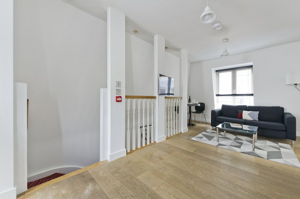 Фото Crane Court by City2Stay