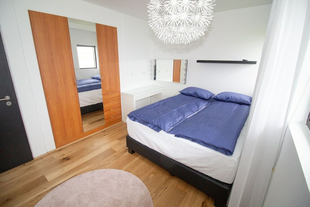 Фото Seaside Villa - 6 bedrooms