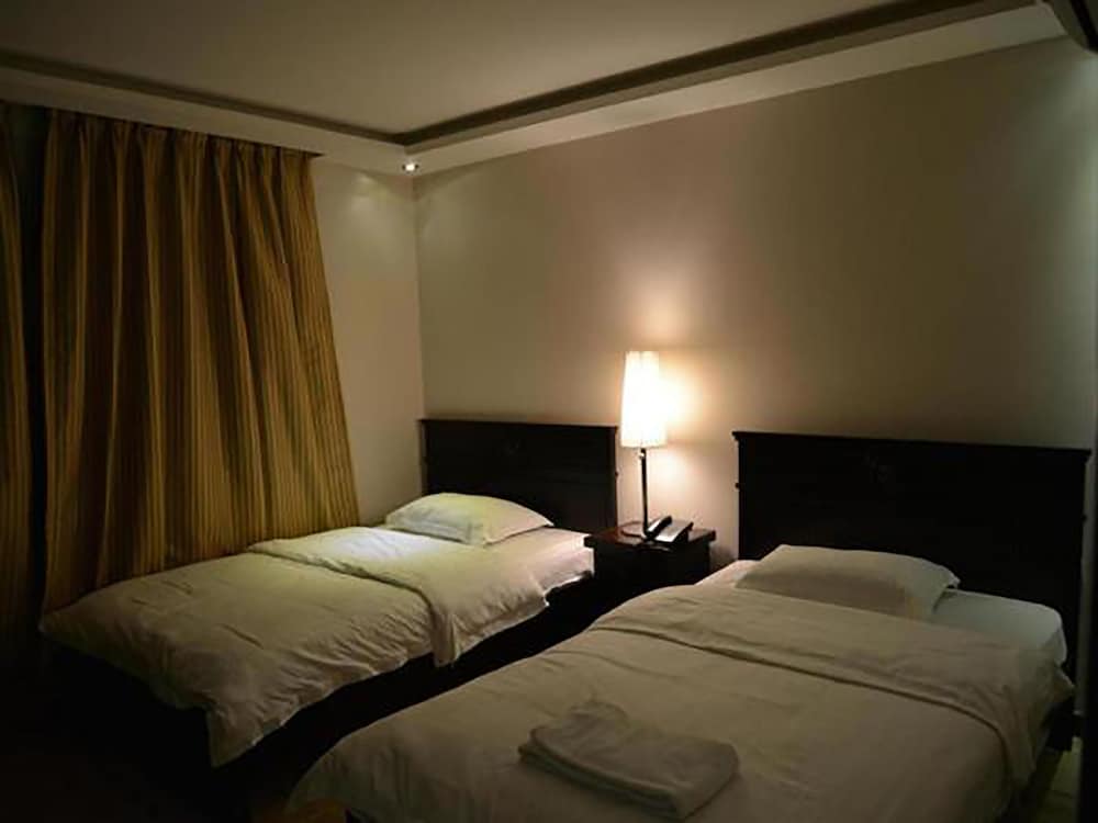 Фото Al Rose Al Motamiza