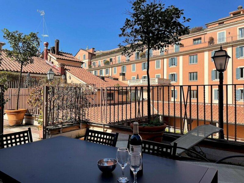 Апартаменты A8 Piazzetta Margutta A8 - My Extra Home в Риме